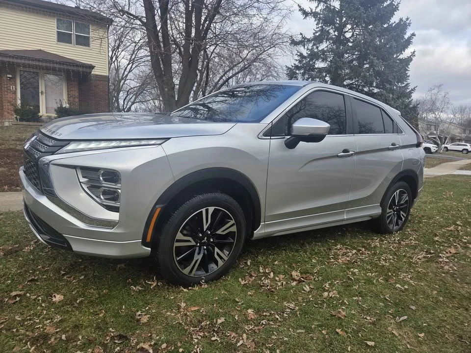 2023 Mitsubishi Eclipse Cross - Image 4 of 19