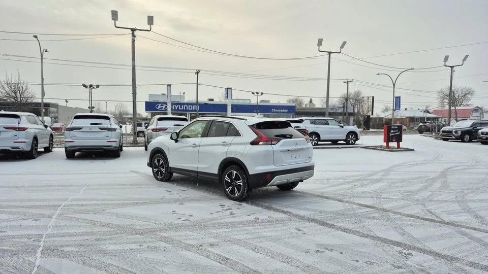 2023 Mitsubishi Eclipse Cross - Image 5 of 7