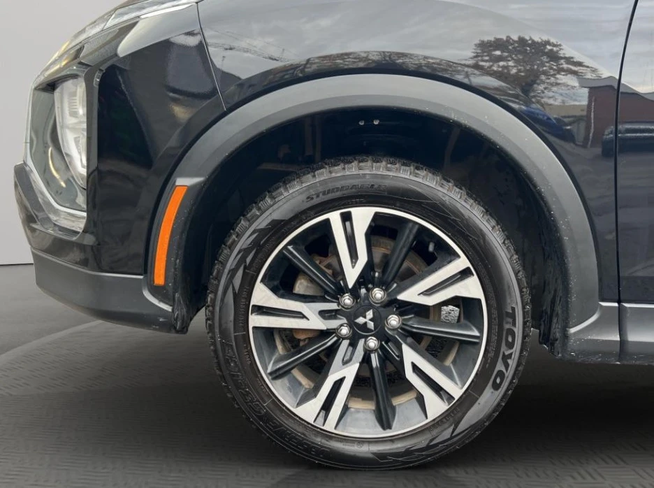 2023 Mitsubishi Eclipse Cross - Image 7 of 14
