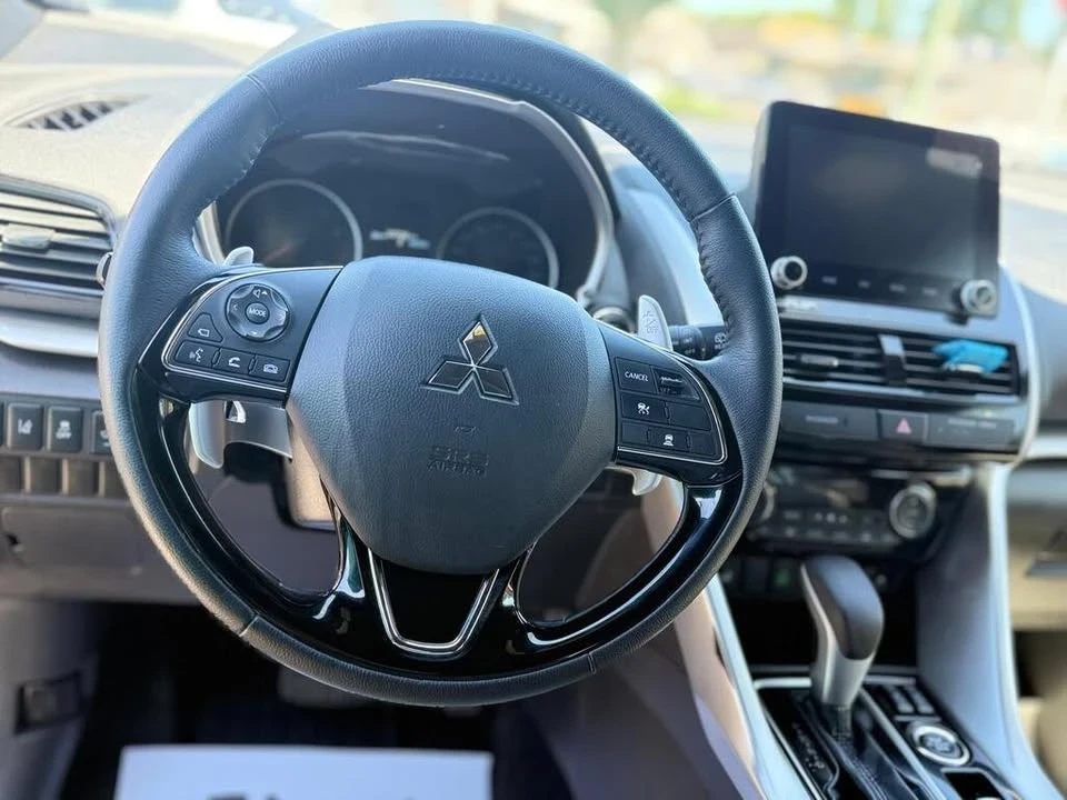 2023 Mitsubishi Eclipse Cross - Image 14 of 15