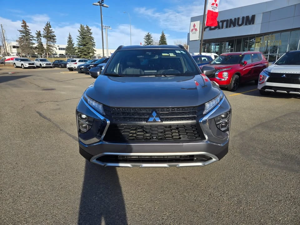 2023 Mitsubishi Eclipse Cross - Image 2 of 20