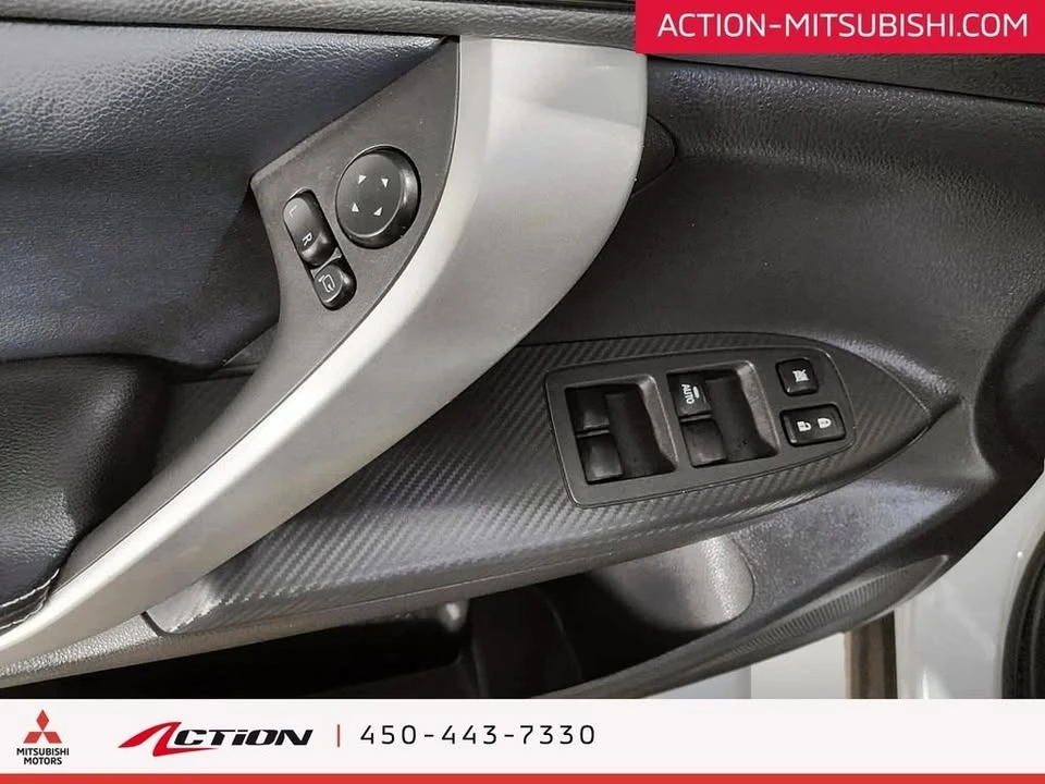 2023 Mitsubishi Eclipse Cross - Image 15 of 19