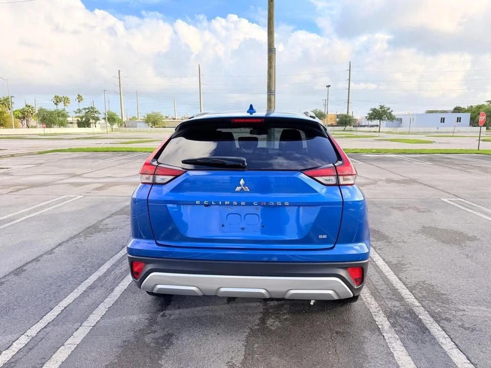 2023 Mitsubishi Eclipse Cross - Image 4 of 10