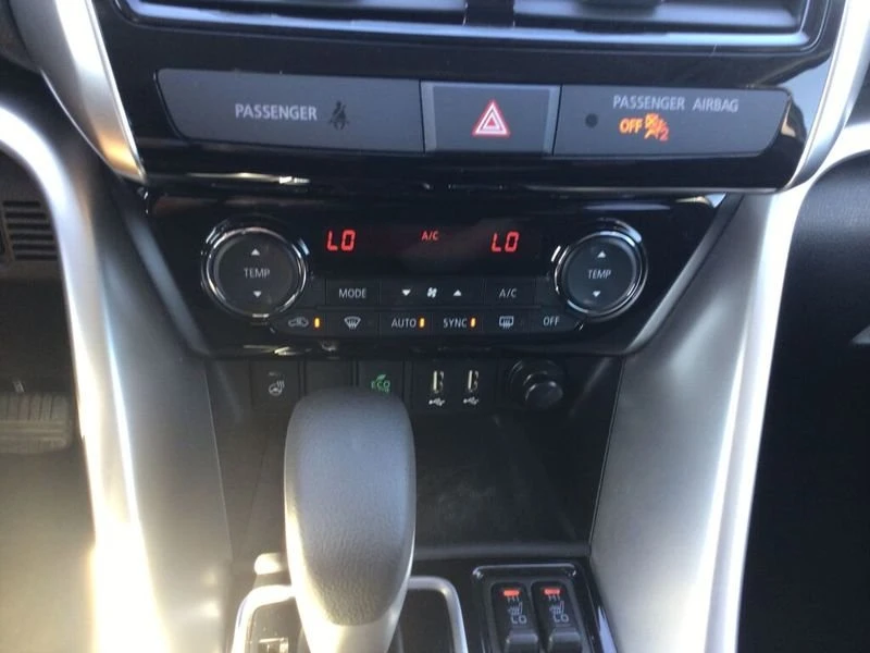 2023 Mitsubishi Eclipse Cross - Image 10 of 20