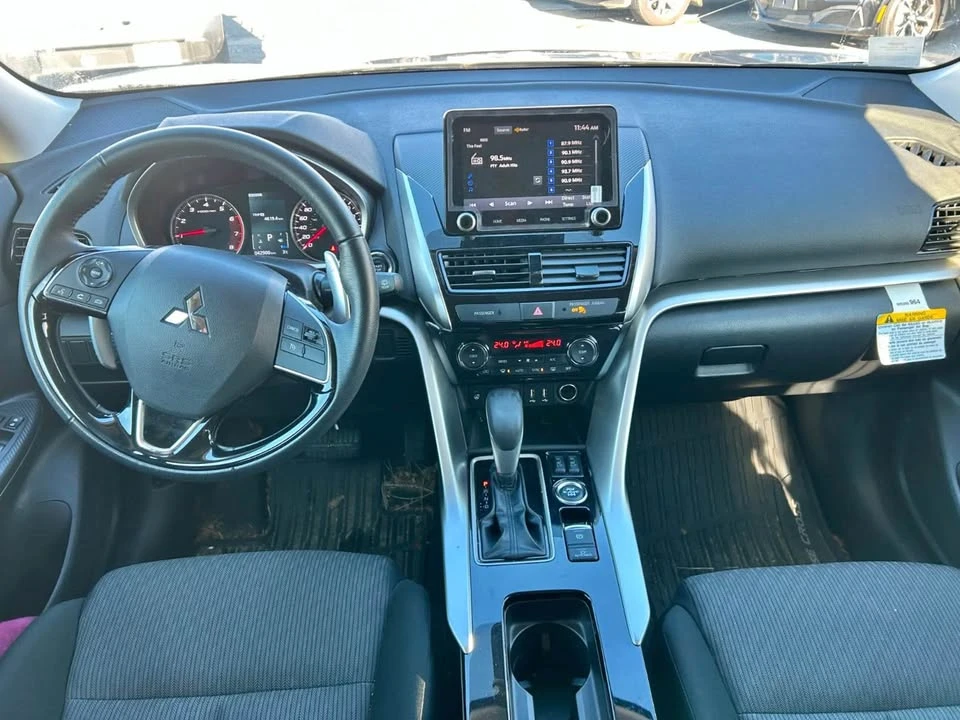 2023 Mitsubishi Eclipse Cross - Image 3 of 8