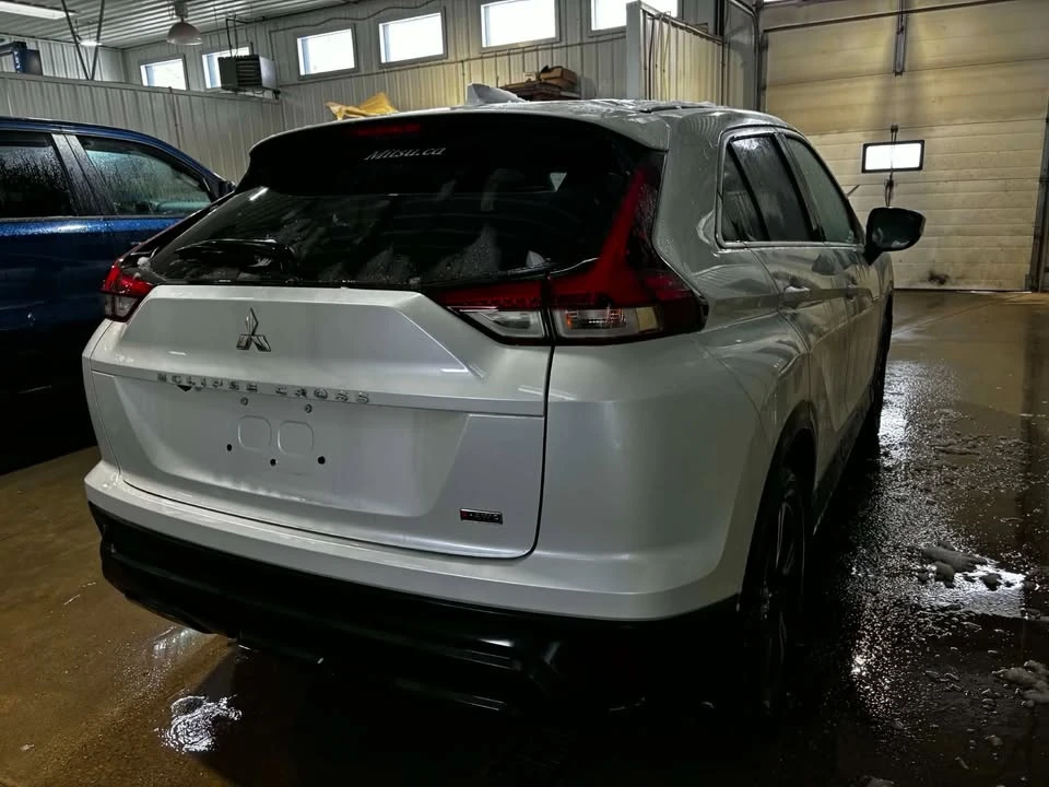 2023 Mitsubishi Eclipse Cross - Image 6 of 13