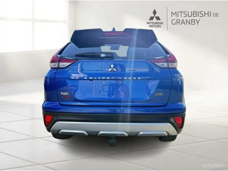 2023 Mitsubishi Eclipse Cross - Image 3 of 16