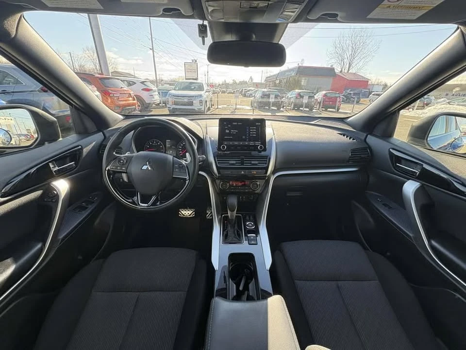 2023 Mitsubishi Eclipse Cross - Image 5 of 16