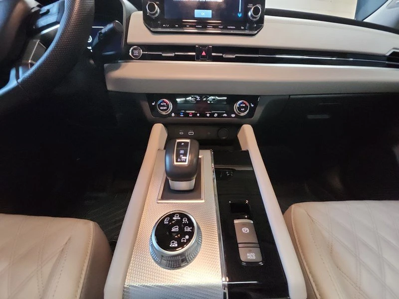 2023 Mitsubishi Outlander - Image 8 of 8