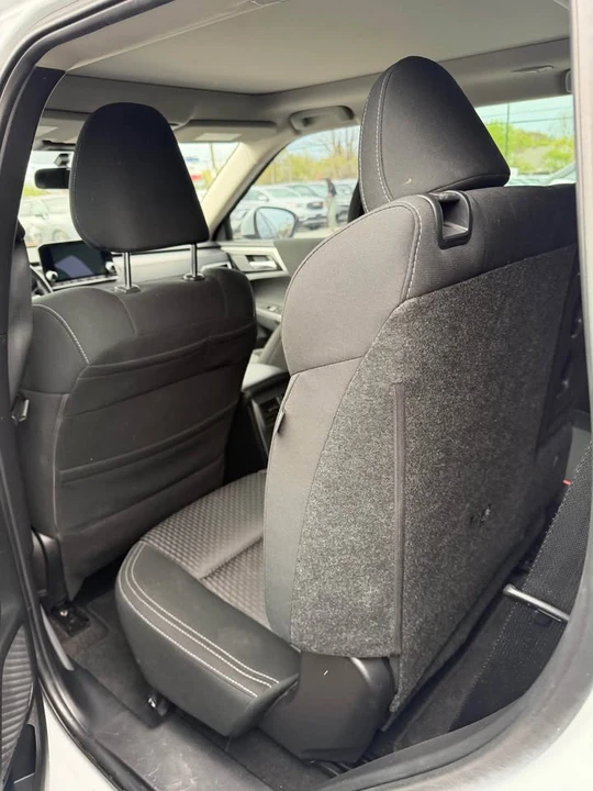 2023 Mitsubishi Outlander - Image 6 of 6