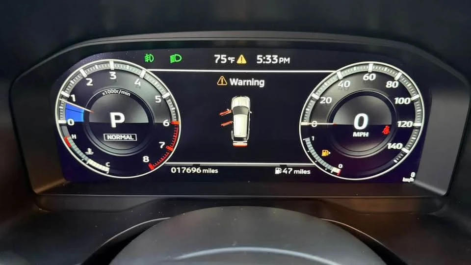 2023 Mitsubishi Outlander - Image 15 of 17