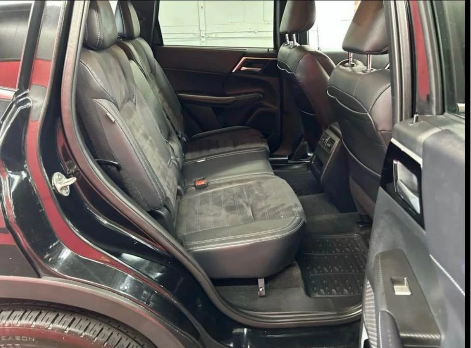 2023 Mitsubishi Outlander - Image 17 of 20