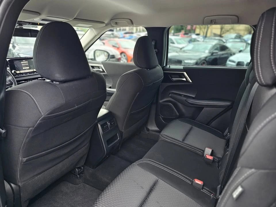 2023 Mitsubishi Outlander - Image 15 of 19