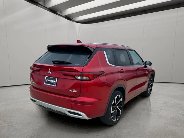 2023 Mitsubishi Outlander - Image 5 of 18
