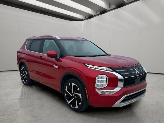 2023 Mitsubishi Outlander - Image 7 of 18