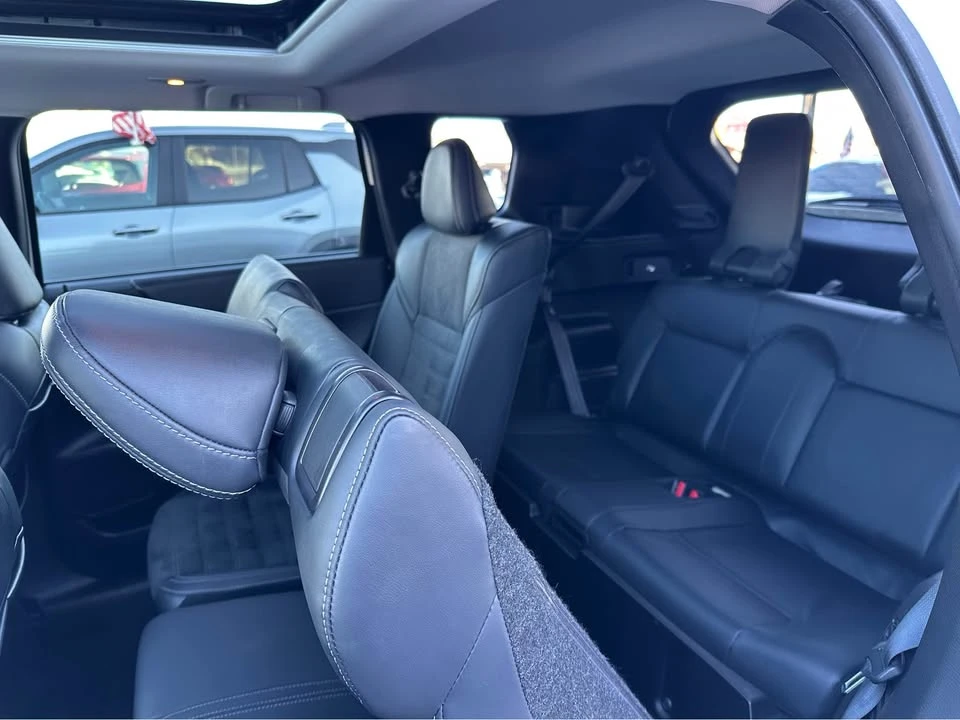 2023 Mitsubishi Outlander - Image 14 of 17