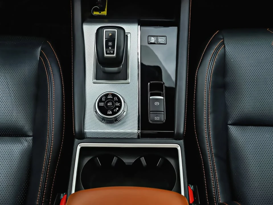 2023 Mitsubishi Outlander - Image 16 of 20