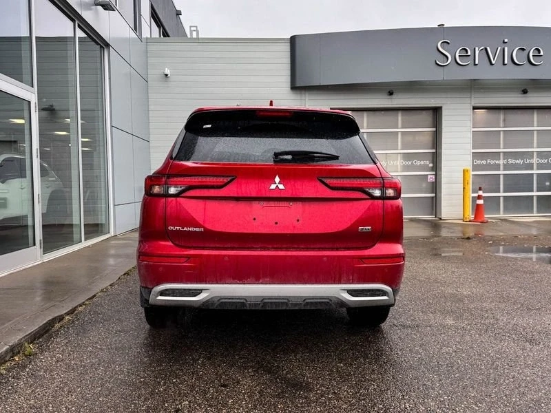 2023 Mitsubishi Outlander - Image 6 of 19