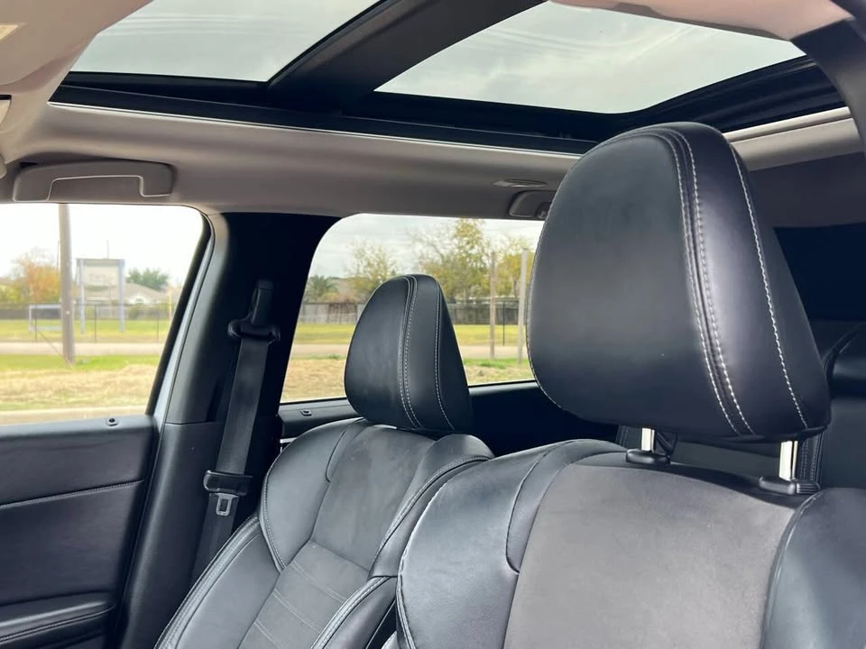 2023 Mitsubishi Outlander - Image 10 of 14