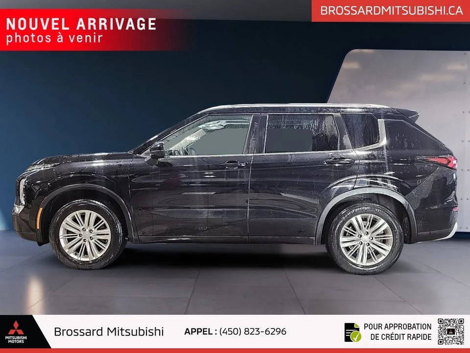 2023 Mitsubishi Outlander - Image 5 of 11