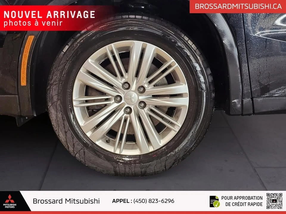 2023 Mitsubishi Outlander - Image 4 of 11