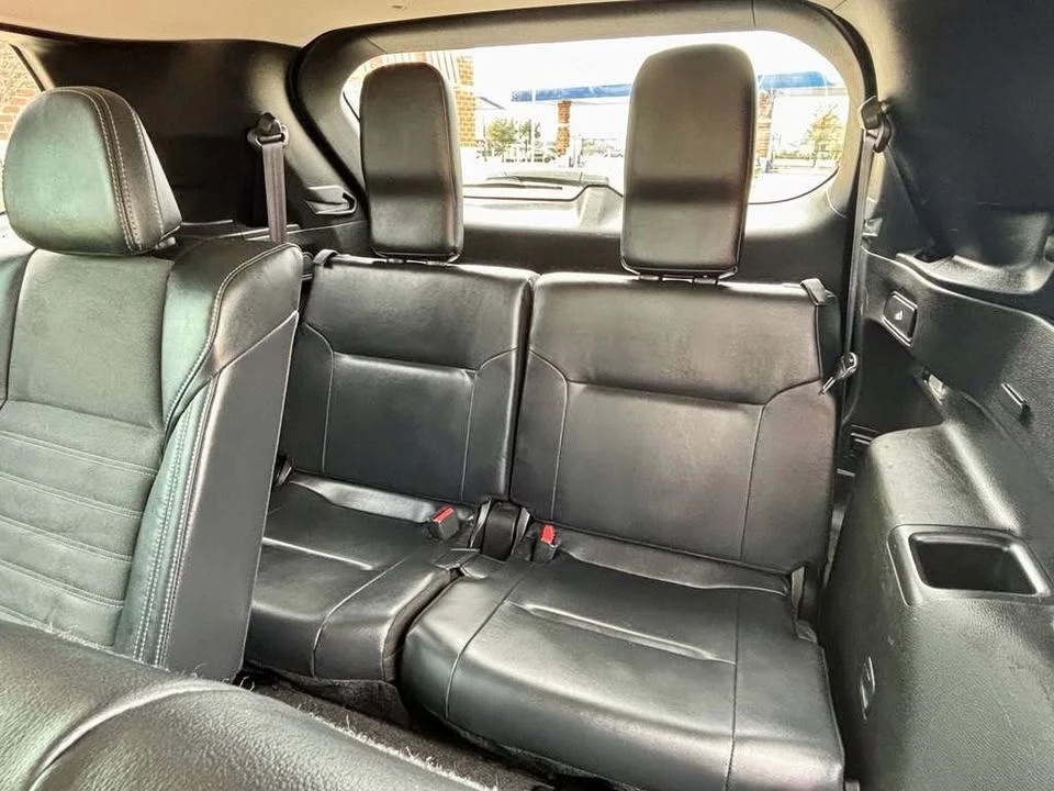 2023 Mitsubishi Outlander - Image 3 of 18