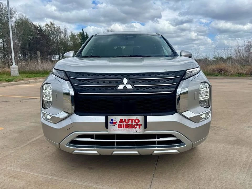 2023 Mitsubishi Outlander - Image 5 of 20