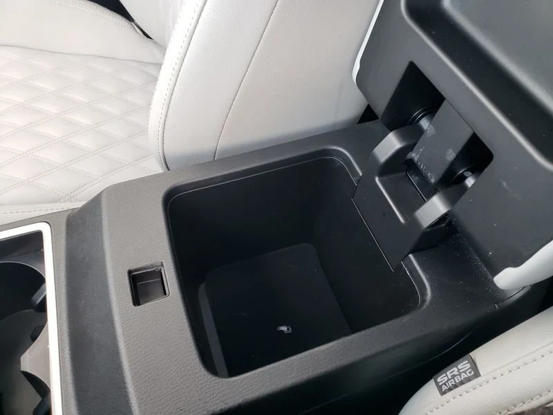 2023 Mitsubishi Outlander - Image 17 of 20