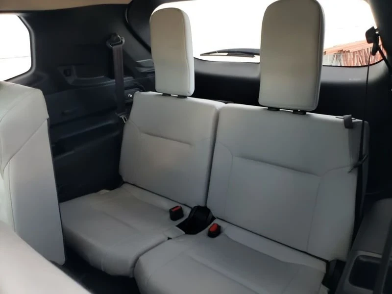 2023 Mitsubishi Outlander - Image 11 of 20