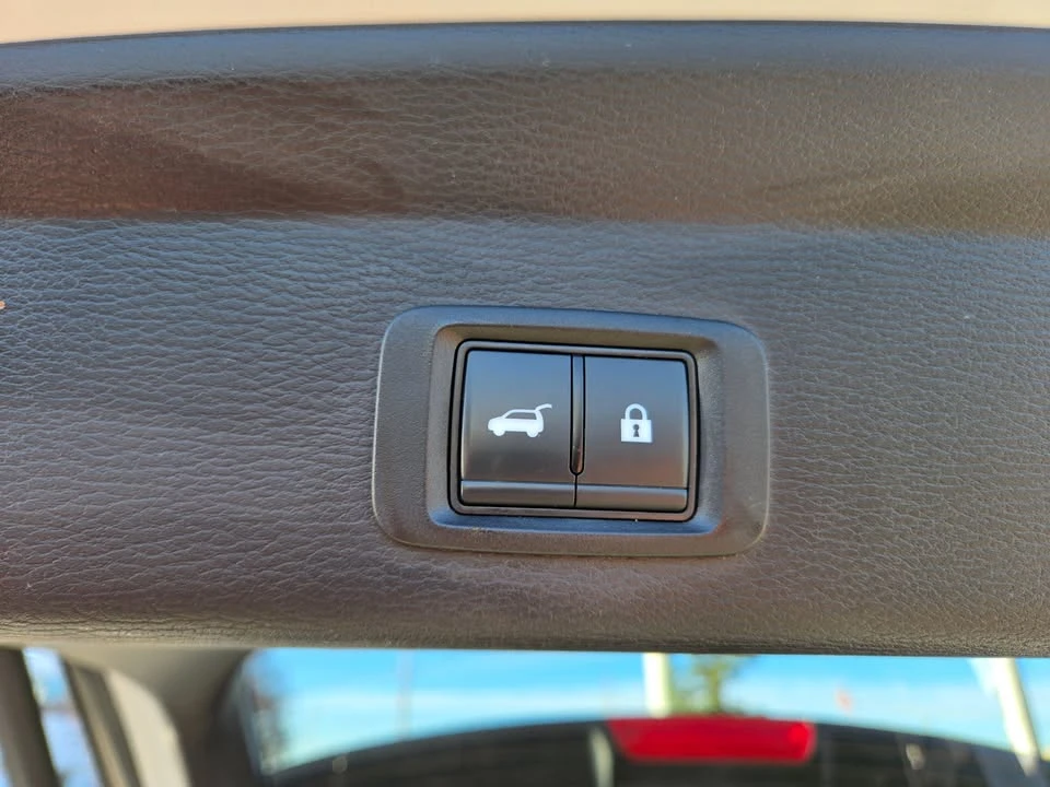 2023 Mitsubishi Outlander - Image 10 of 20