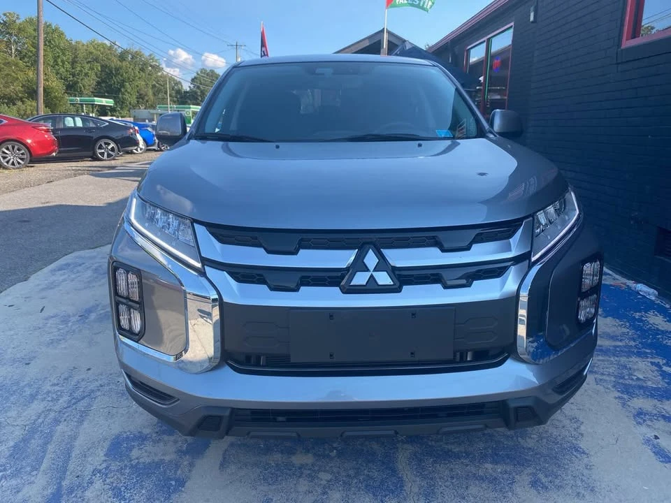 2023 Mitsubishi Outlander - Image 6 of 15