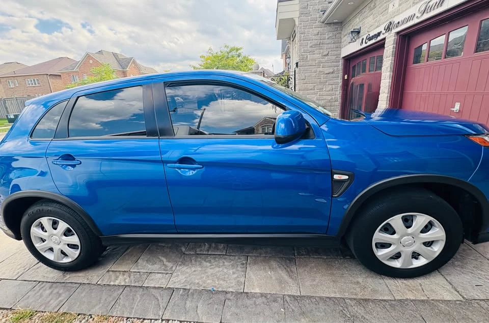 2023 Mitsubishi RVR - Image 2 of 7