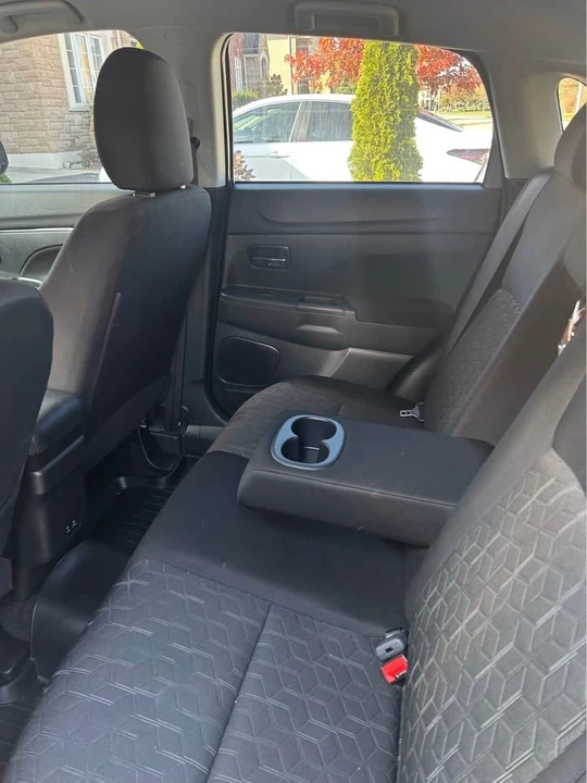 2023 Mitsubishi RVR - Image 8 of 9