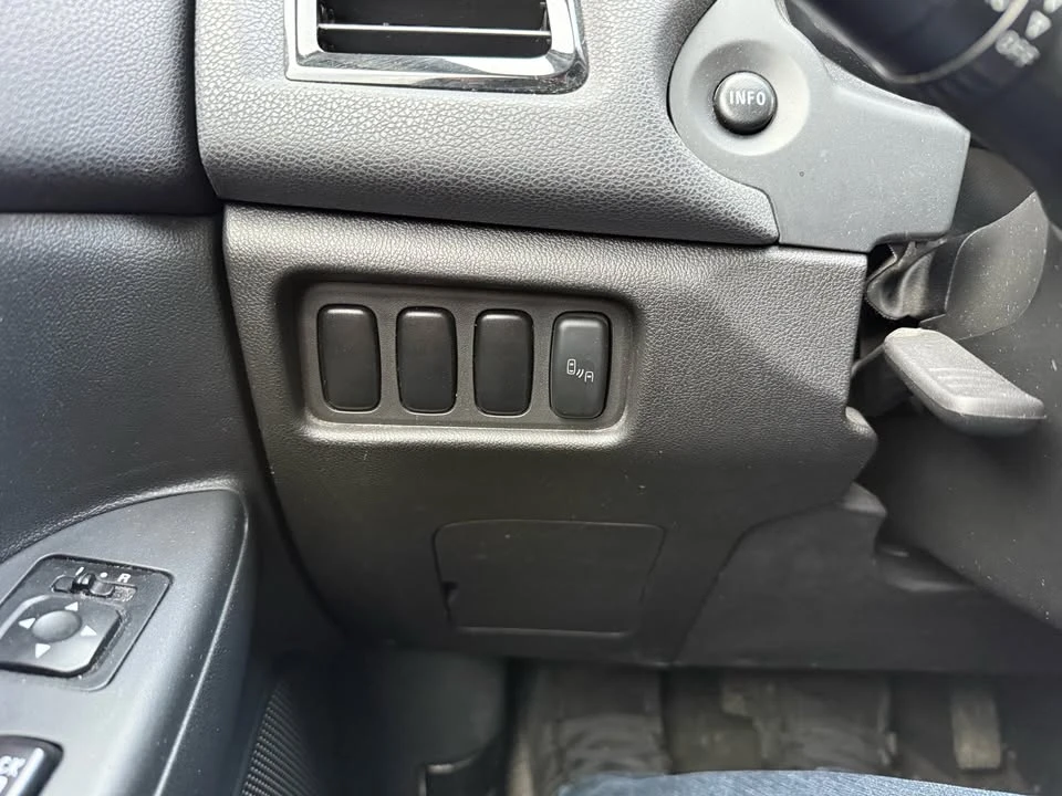 2023 Mitsubishi RVR - Image 10 of 15