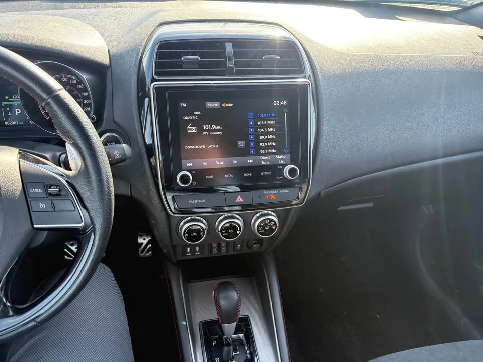 2023 Mitsubishi RVR - Image 9 of 10
