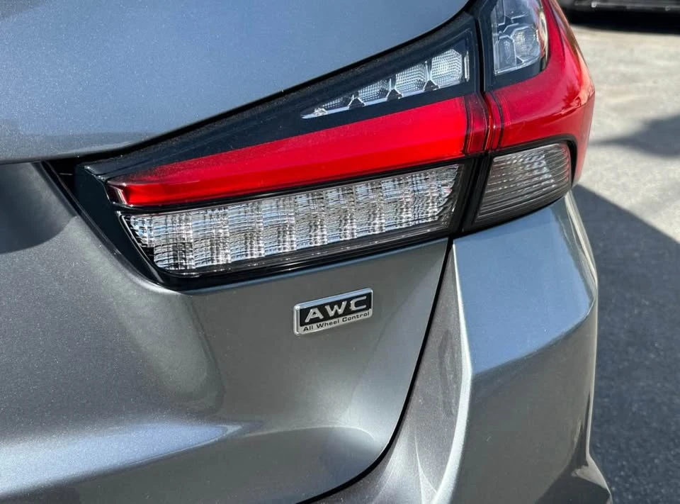 2023 Mitsubishi RVR - Image 8 of 8