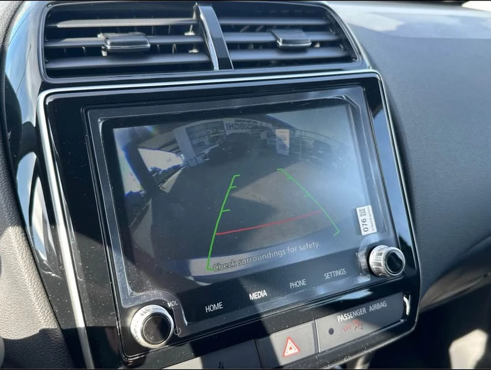 2023 Mitsubishi RVR - Image 4 of 8