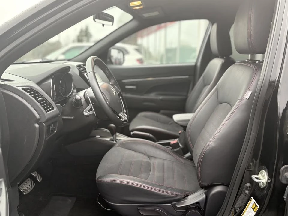 2023 Mitsubishi RVR - Image 4 of 8