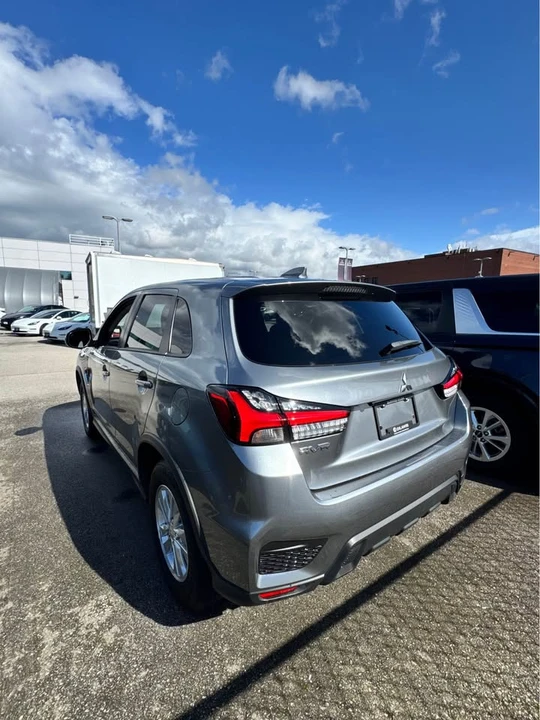 2023 Mitsubishi Eclipse Cross - Image 10 of 10