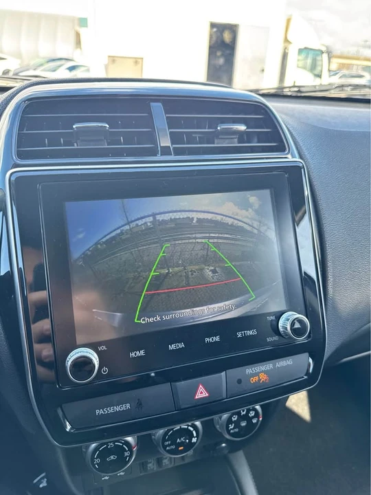 2023 Mitsubishi Eclipse Cross - Image 7 of 10