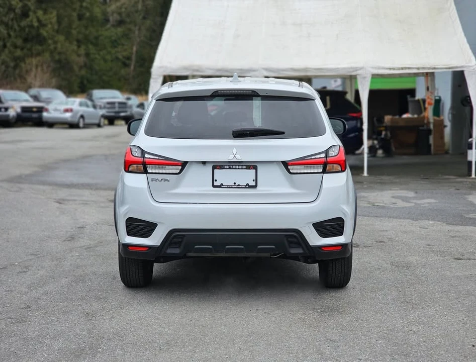 2023 Mitsubishi Eclipse Cross - Image 6 of 20