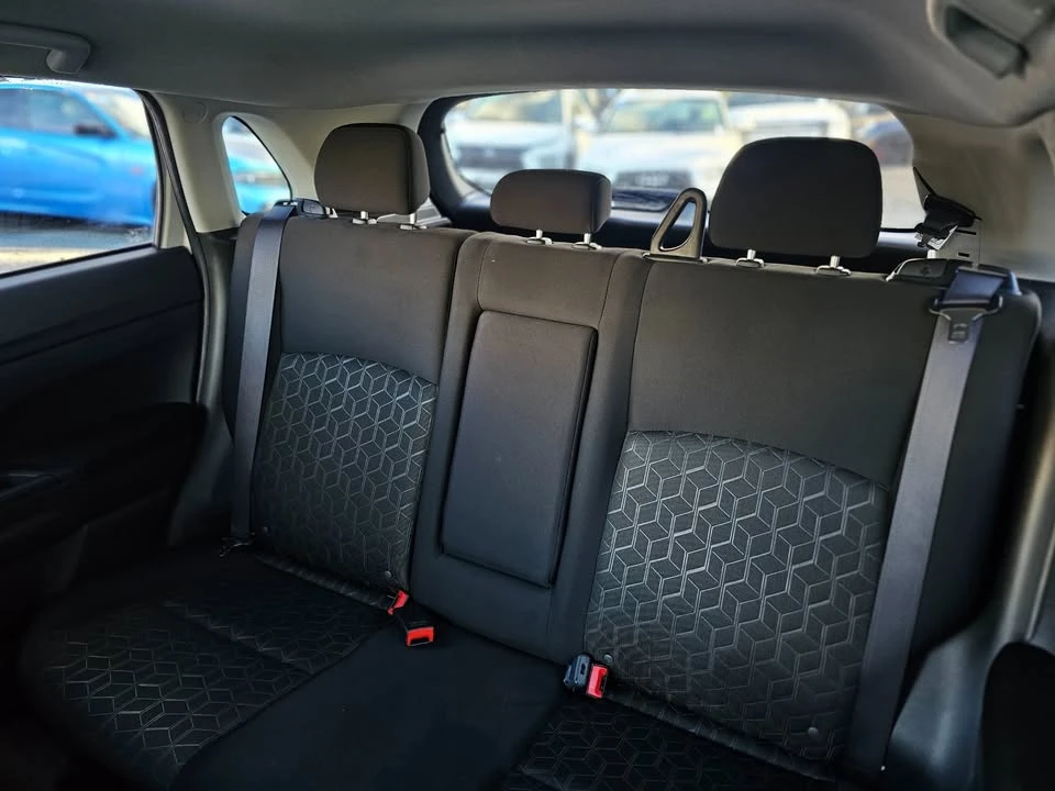 2023 Mitsubishi Eclipse Cross - Image 14 of 20