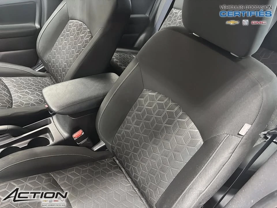 2023 Mitsubishi Eclipse Cross - Image 9 of 19