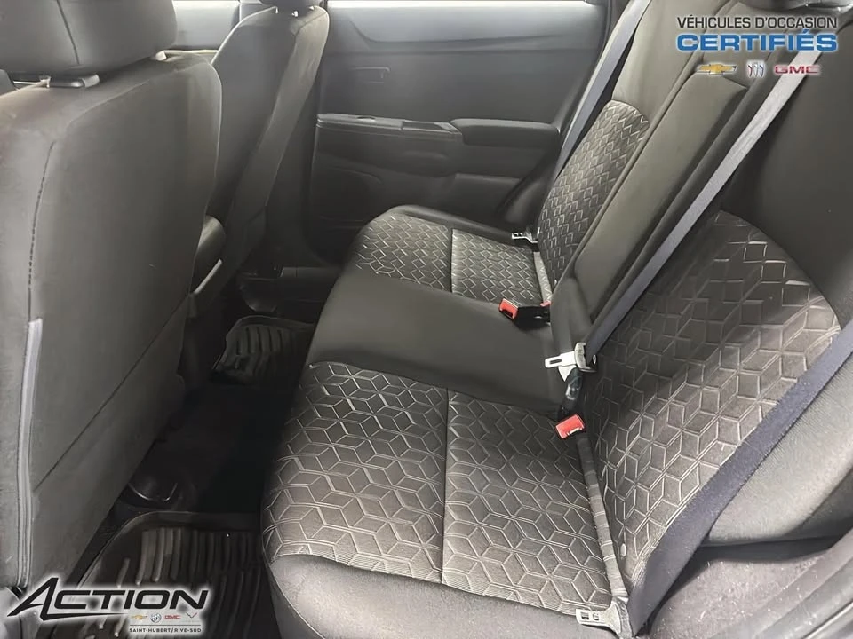 2023 Mitsubishi Eclipse Cross - Image 18 of 19