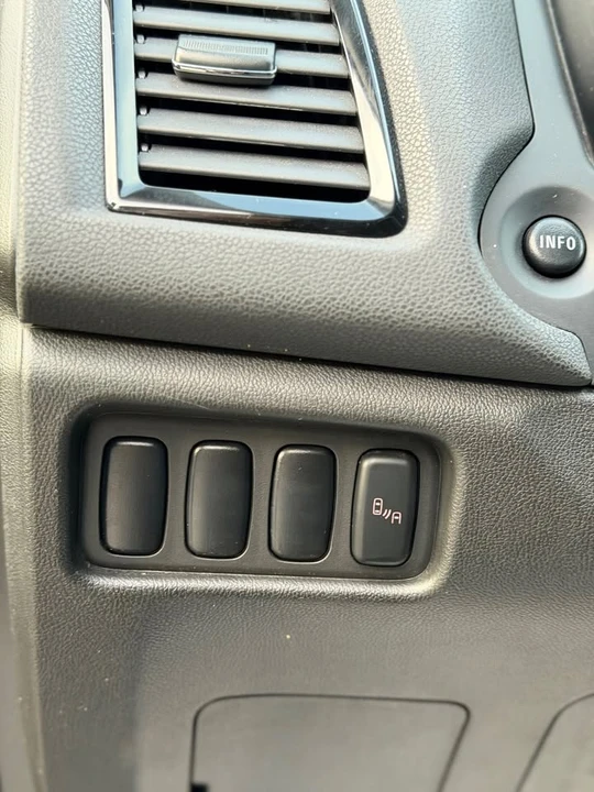 2023 Mitsubishi RVR - Image 10 of 19