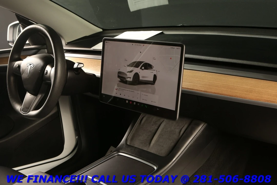 2023 Tesla Model Y - Image 19 of 21