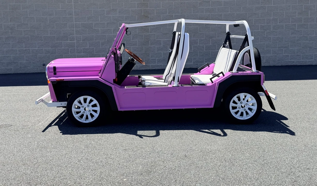 2023 Mini Mini Moke - Image 16 of 31