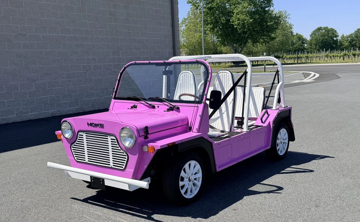 2023 Mini Mini Moke - Image 2 of 31