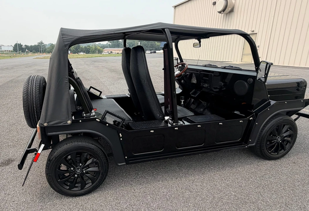 2023 Mini Mini Moke - Image 19 of 31