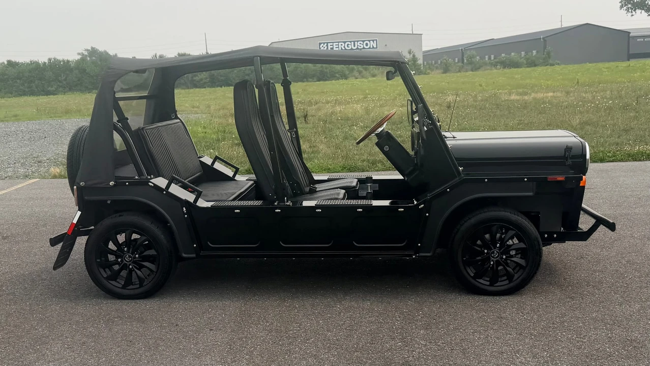 2023 Mini Mini Moke - Image 18 of 31